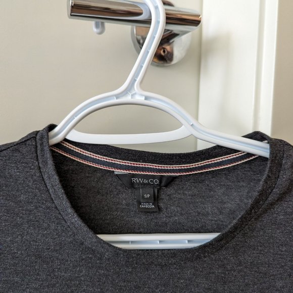RW & CO. Men's t-shirt - Picture 2 of 3